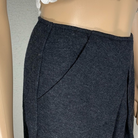 CAbi skirt Gray Wool Blend Style # 629 size 6 office siren - Picture 4 of 6